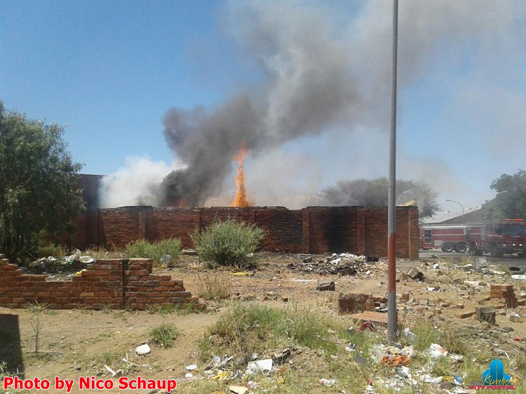 Fire c/o Bartle & Woodburne Street Greenside – Photos Fire c/o Bartle & Woodburne Street Greenside – Photos